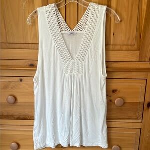 EUC Lascana tank with crochet type detailing